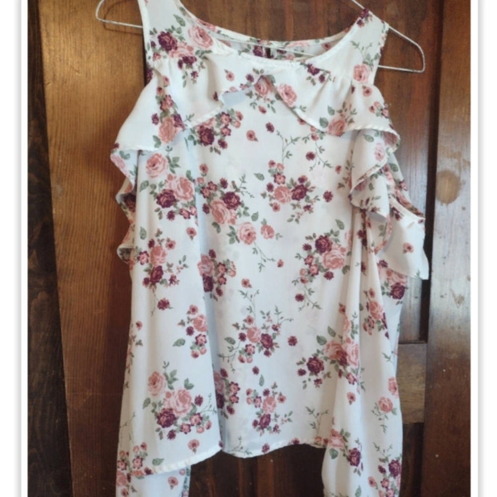 Long Sleeve Floral Blouse